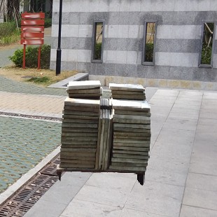 深圳福田顶楼地板用通风隔热水泥隔热平砖降温效果介绍