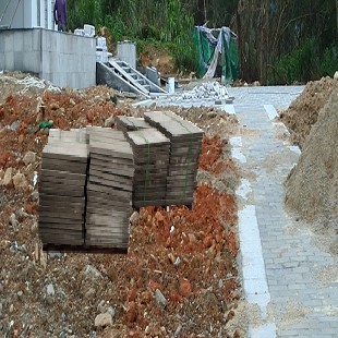 深圳佳乐街屋面隔热施工用五角水泥平砖尺寸和效果