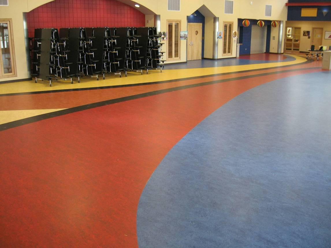 甘南耐磨塑胶地板修复,篮球场塑胶地板价格