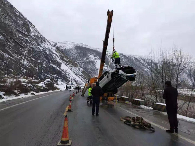 江苏小区道路救援多少钱