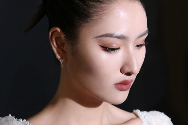 驻马店网上彩妆培训学校流程