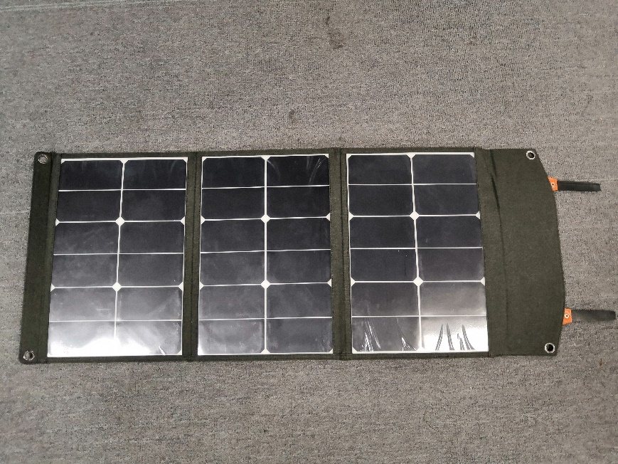 供应迪晟太阳能不错的60W3折太阳能折叠包经久耐用