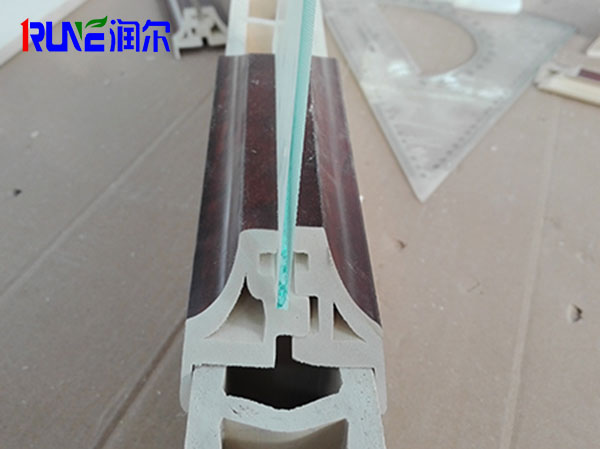 海南PVC玻璃压条厂家