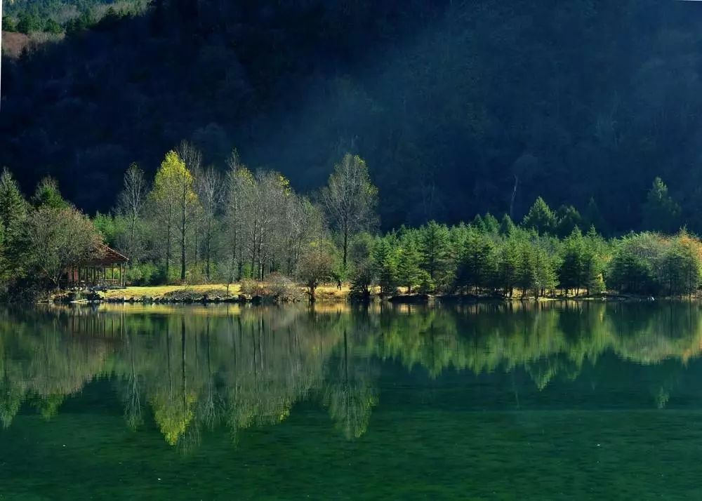 德格—德格印经院—亚青寺租车旅游价格请咨询穿藏致远