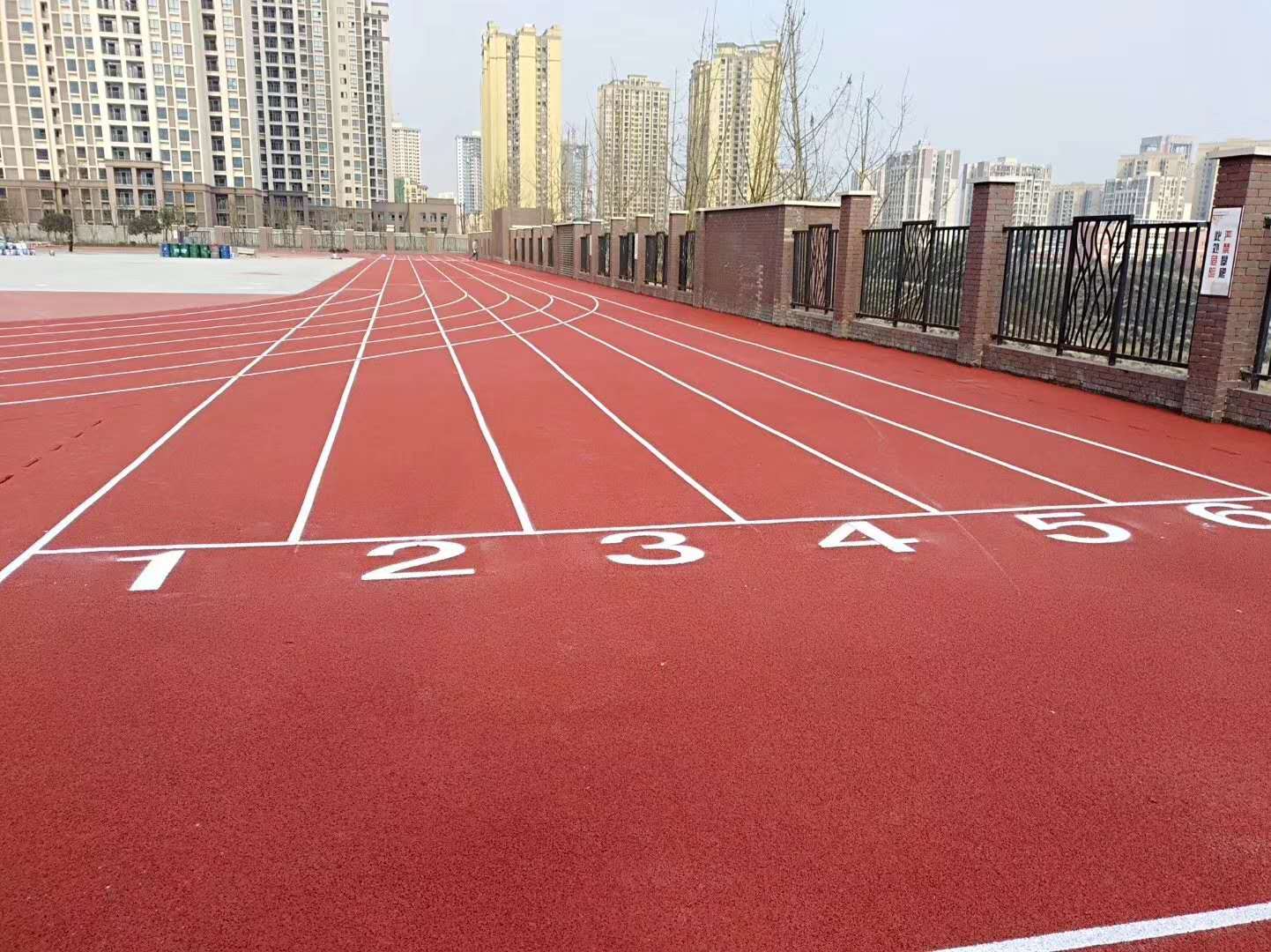 广州规模大的塑胶跑道提供商-跑道材料找哪家