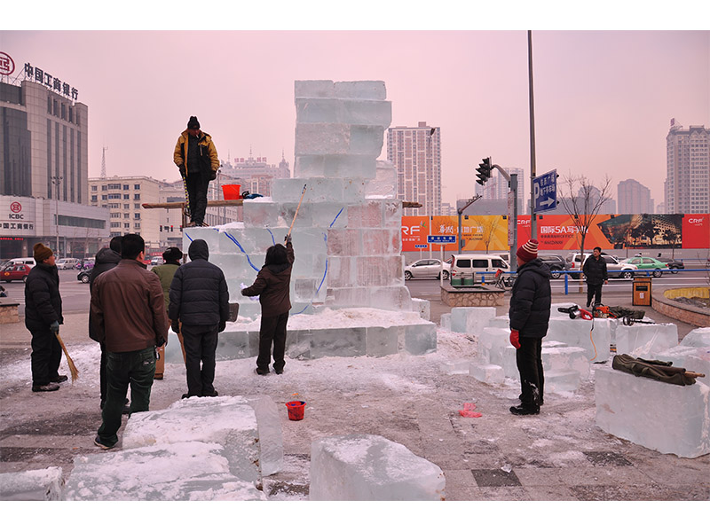 雕塑的种类有哪些？沈阳冰雕雪雕|沈阳壁画就来天润华德！