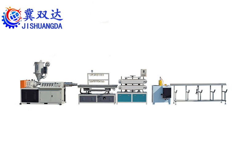 塑料异型材生产线