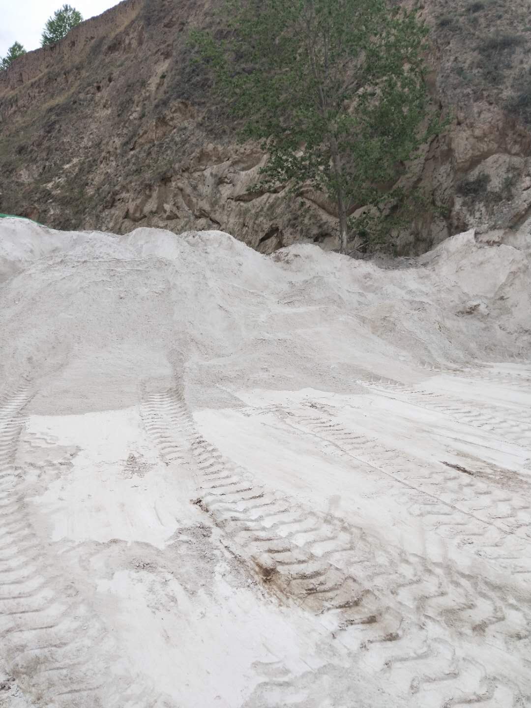 青海白灰厂-西宁白灰厂-青海石灰厂-西宁石灰找佳超建材