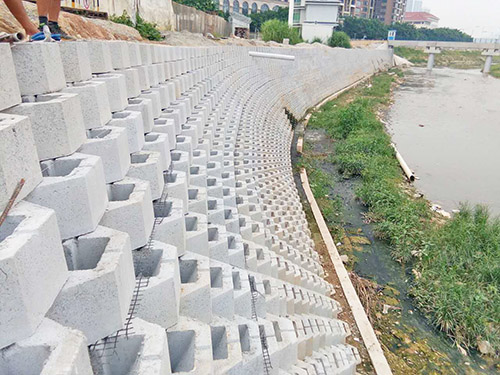 临沂河道护坡砖厂商