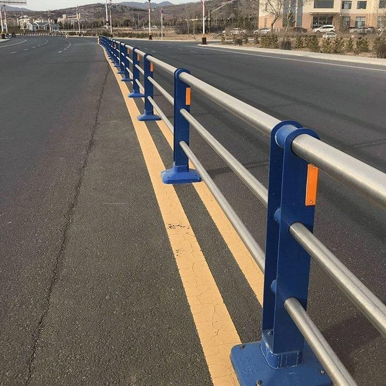 天津道路不锈钢栏杆订做