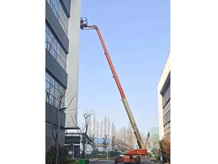 白银高空升降机租赁,自动式升降机出租一天多少钱