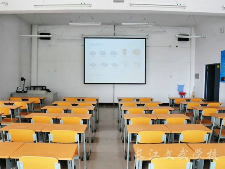 雁峰全封闭式学校招生,叛逆封闭式学校多少钱