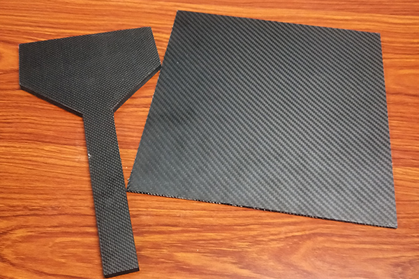 广东平纹碳纤维板多少钱