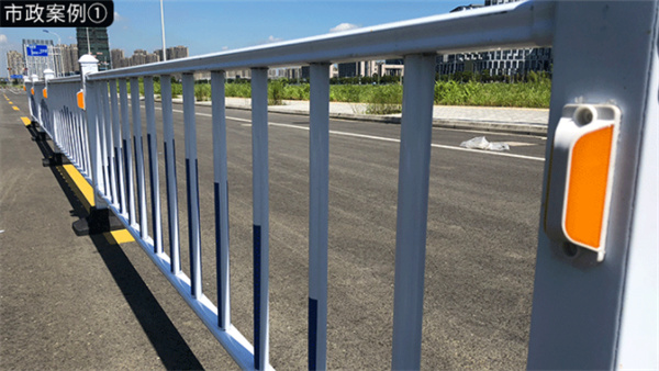 铁艺护栏报价-供应优良口碑的不锈钢栏杆