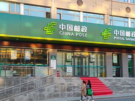 甘肃肯德基门厂家定做,兰州肯德基门的附着能力怎么样?肯德基门有着不可否定的附着力，附着力即是针对高聚物涂层的性能请求，附着力是去涂层一项到头主要的性能指标，如果附着力差的话