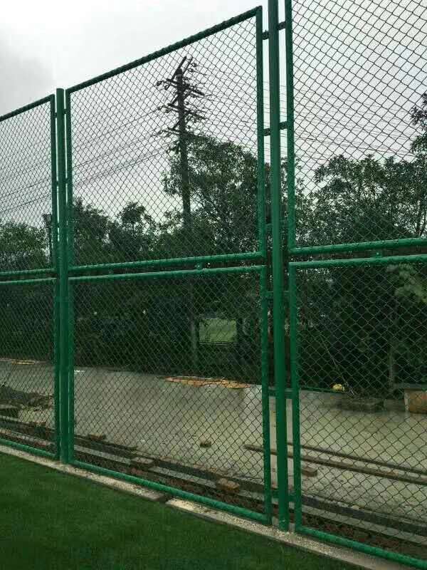 西宁网球场围栏生产厂家