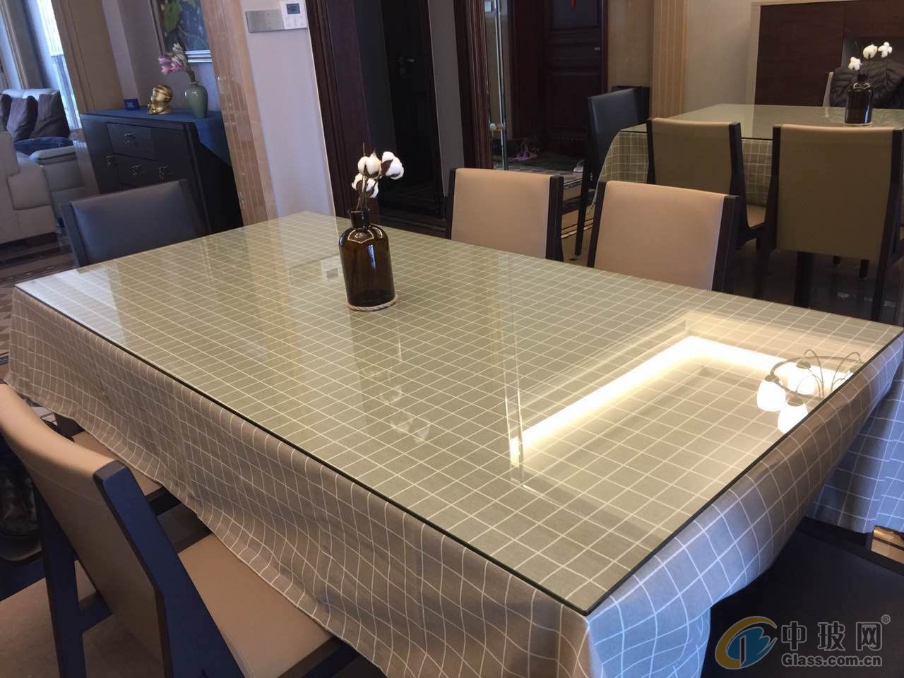 七里河夹层餐桌玻璃能打孔吗