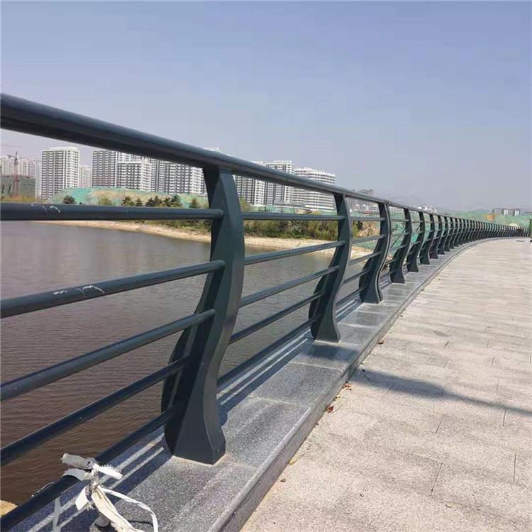 西宁不锈钢桥梁护栏多少钱一米