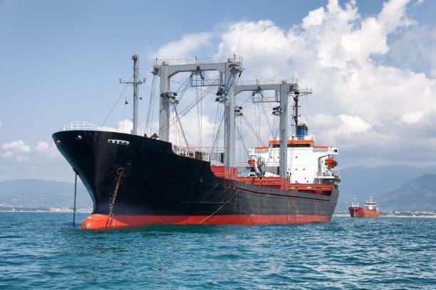 12月印尼到中国五万吨干散货船怎么找