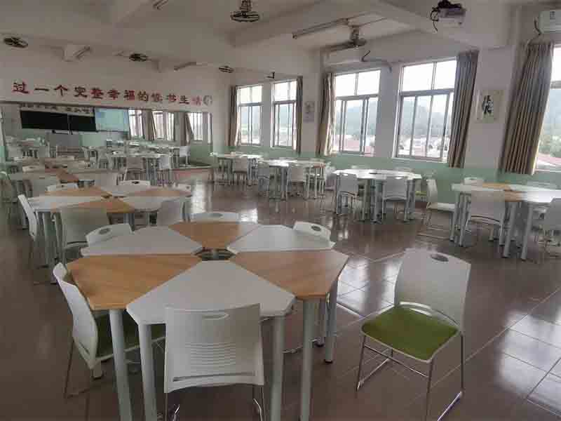 武威学校心理教室桌椅多少钱