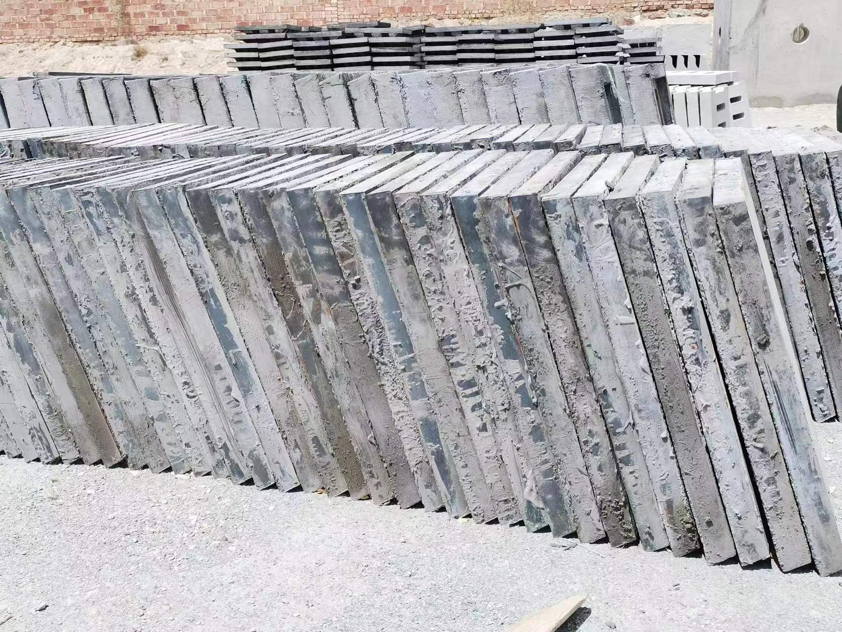 新疆新型水泥围墙板安装