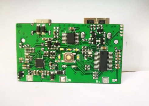 信阳PD移动电源PCBA线路板设计加工