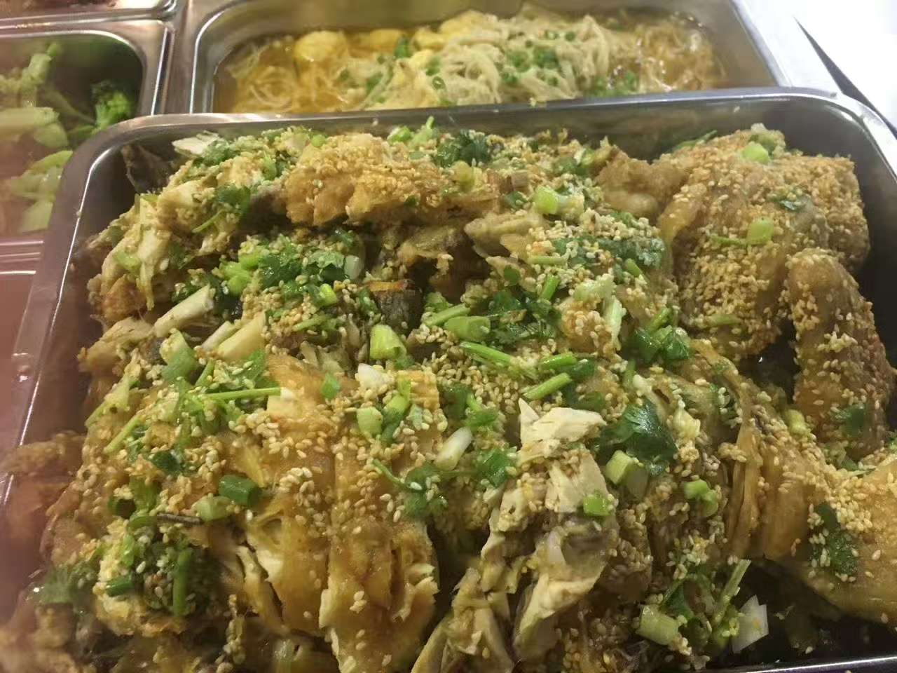梅州高校食堂托管联系电话