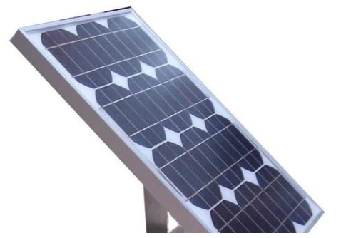 家庭的自有屋顶安装用30W12V单晶太阳能电池板时价现货