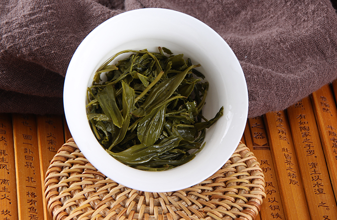 湖南雨前云雾绿茶直销