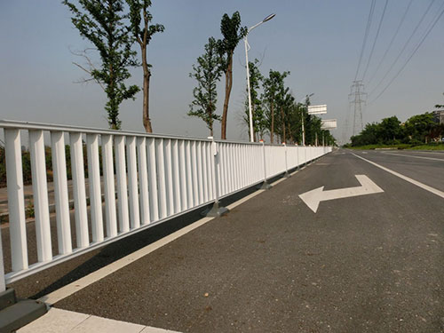 玉树市政道路护栏厂家批发