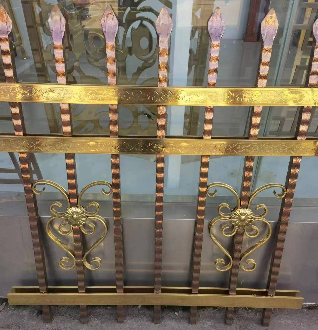 西藏铝合金阳台护栏价格