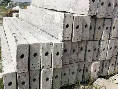 北京水泥后砌立柱价格