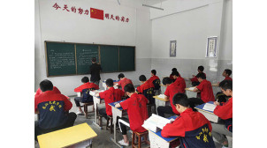 长沙文武学校学费多少钱一年,封闭式文武学校学费