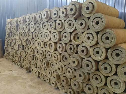 新疆保温岩棉管生产