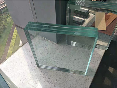 武威白色钢化玻璃生产