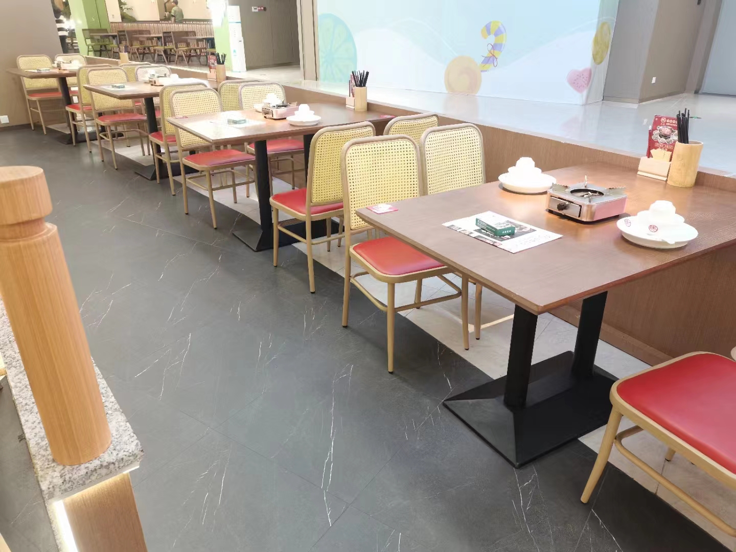 福建快餐厅用沙发桌椅支持来样定制